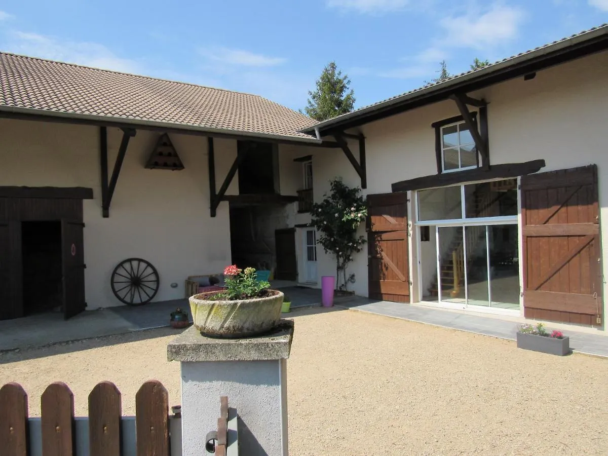 Homestay Le Temps D'Une Pause Cessieu