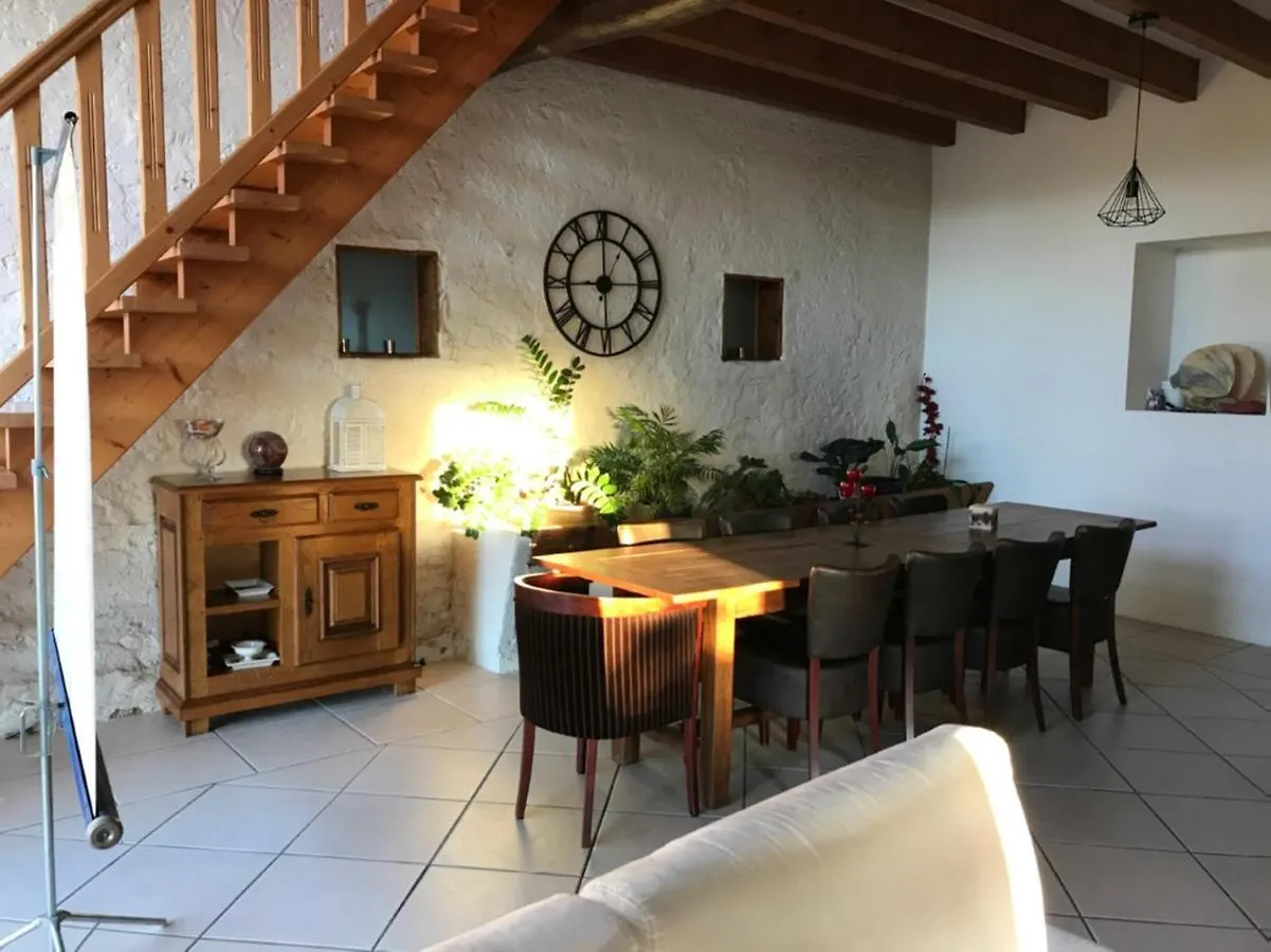 Homestay Le Temps D'Une Pause Cessieu