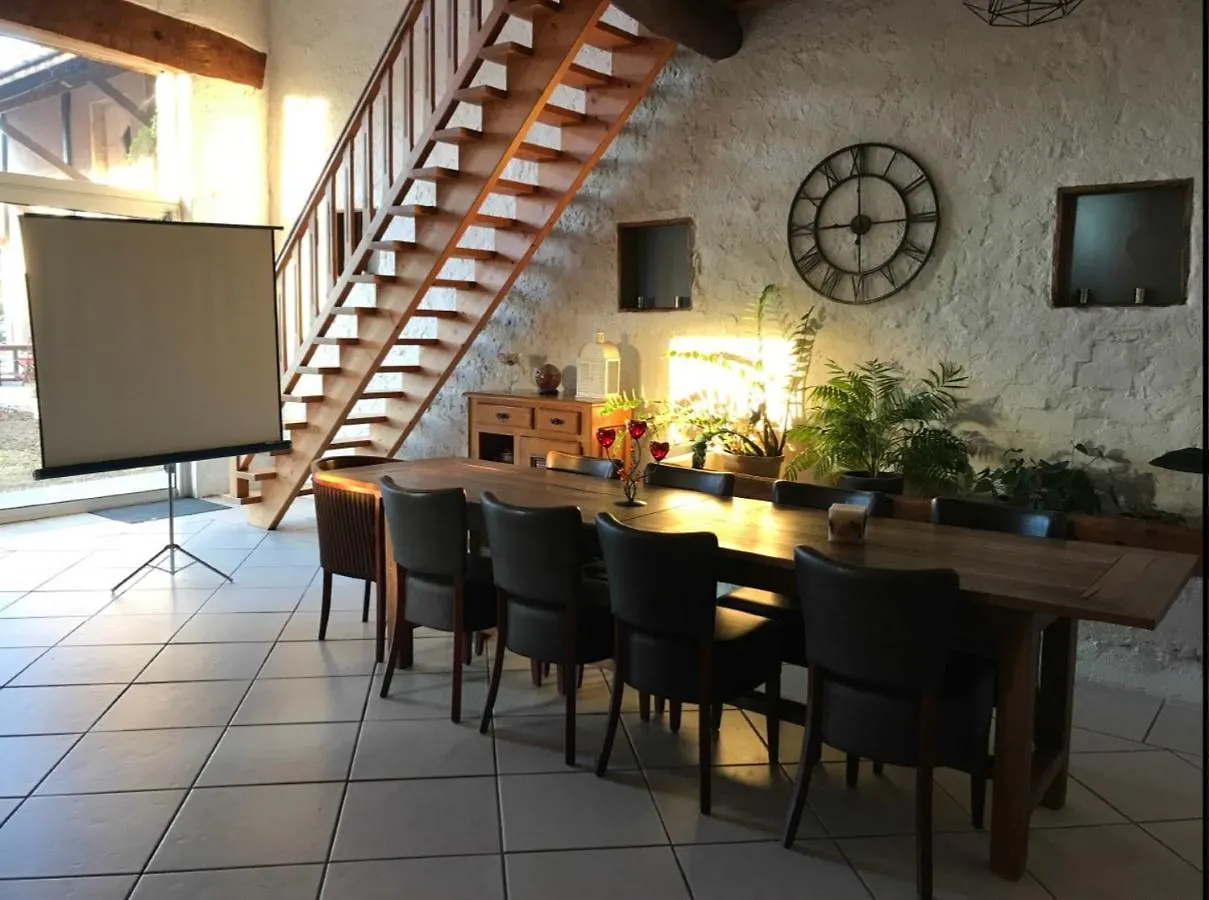 Homestay Le Temps D'Une Pause Cessieu France